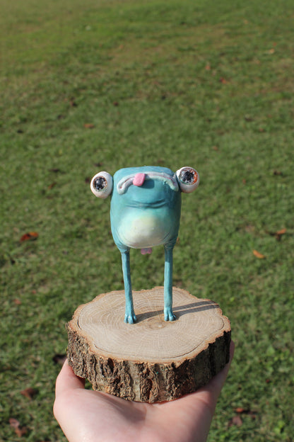 Air licking baby frog (tadpole) [Limited Edition 1/1]