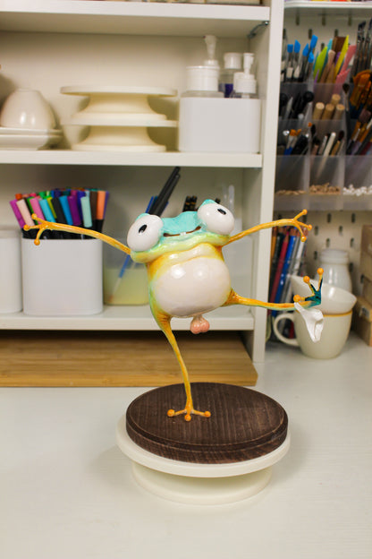 Ventilating Frog [Limited Edition 1/1]